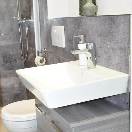 N37 -modern Eingerichtete In Ruhiger Lage Aldingen (Tuttlingen)