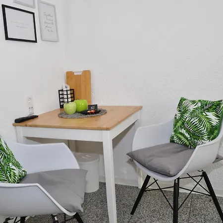 Ubytování v soukromí N37 -modern Eingerichtete In Ruhiger Lage *