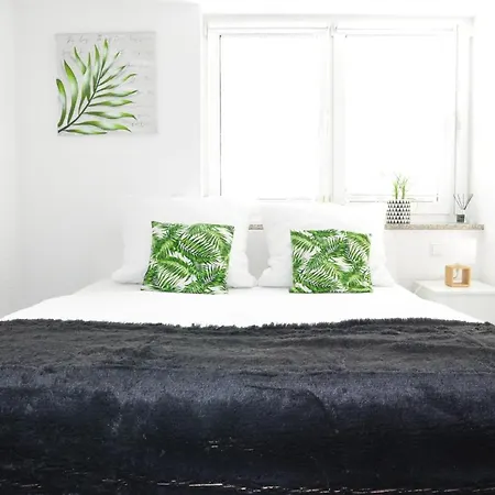 Ubytování v soukromí N37 -modern Eingerichtete In Ruhiger Lage *